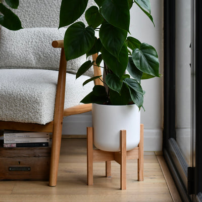 Lisbon Pot and Stand – Timeless Design with a Contemporary Touch