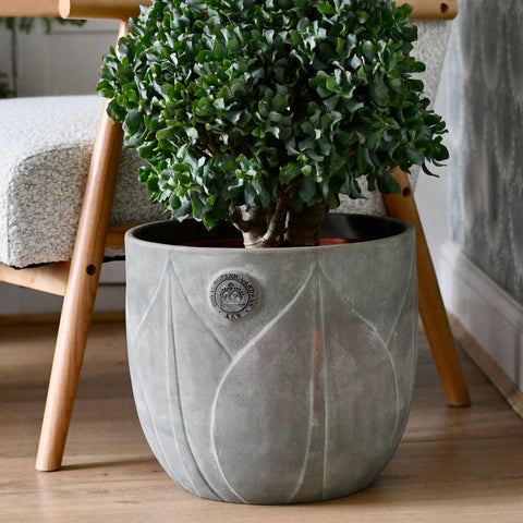 Kew Verdi Washed Planter H27cm D30cm – Iconic Elegance for Your Indoor Garden